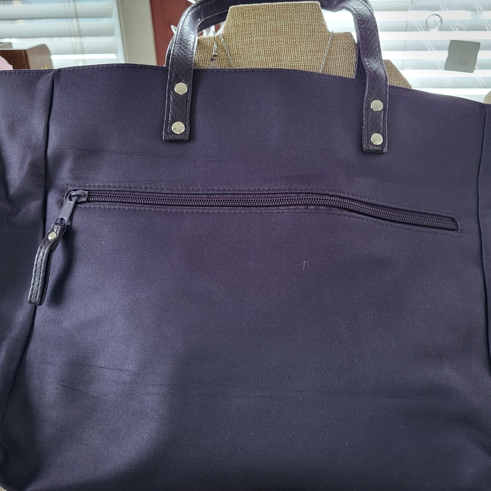 Elegant Purple Tote Purse with Zipper And Multi Outside Zippered Pockets